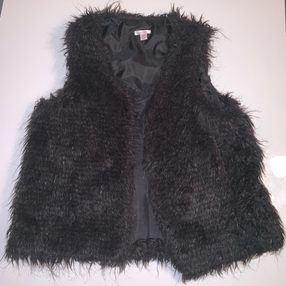 Xhilaration |Sleeveless Faux Fur Vest Black Size M